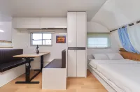 Ganghwado (Seokmodo) Hello Caravan Отели рядом с достопримечательностью «Кёдон-хянгё»