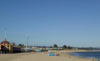 West Cliff Inn, A Four Sisters Inn