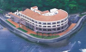Hotel Aoshima Cinq Male