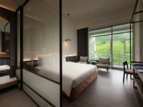 โอเรียนท์ ลักชัวรี โฮเทล - เจียว ซี โรงแรมในอี๋หลาน