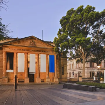 Tryp by Wyndham Pulteney Street Adelaide Отели рядом с достопримечательностью «Площадь Виктория»