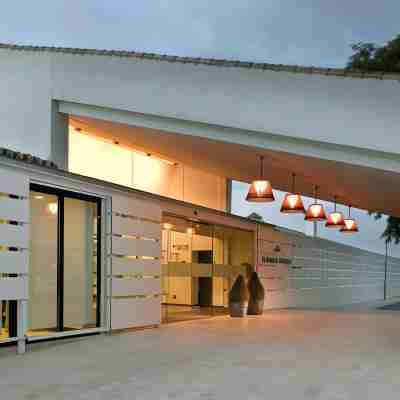 Parador de Antequera Hotel Exterior