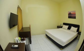 Mahkota Hotel