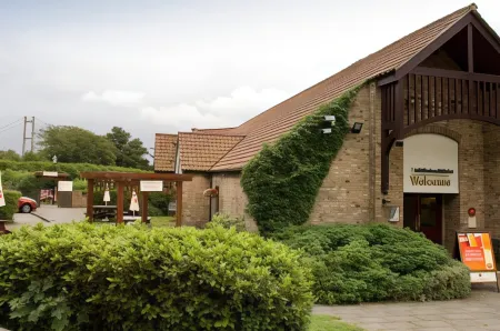 Premier Inn Hull West Отели рядом с достопримечательностью «The Humber Bridge»