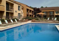 Courtyard Augusta