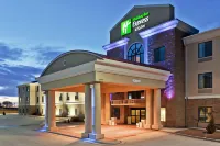 Holiday Inn Express & Suites Clovis Hôtels à : Comte de Curry