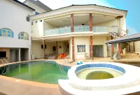 Royal Signature Suites and Apartments