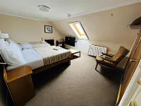 Burntisland House Hotels in Kirkcaldy