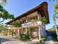 Aneka Lovina Villas & Spa Отели рядом с достопримечательностью «Pura Penataran Pande Desa Sawan»