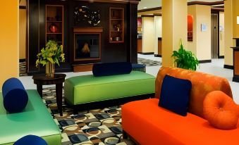 Holiday Inn Express & Suites Fort Lauderdale Airport South