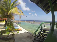 Reef House Resort Hotels in French Cay
