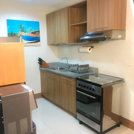 2 Bedroom Condo at Midpoint Residences with City View