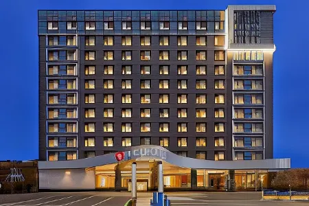 Marriott New York JFK Airport Отели рядом с достопримечательностью «Заказник Джамайка Бэй»