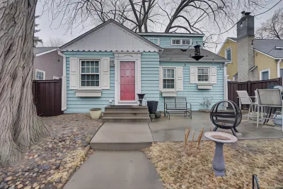 Chic Minneapolis Apt - 6 Blocks to Lake Nokomis!