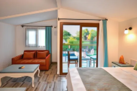 Pyramid Boutique Hotel