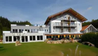 Wellnesshotel Deine Auszeit, Adults Only Các khách sạn ở Sankt Englmar