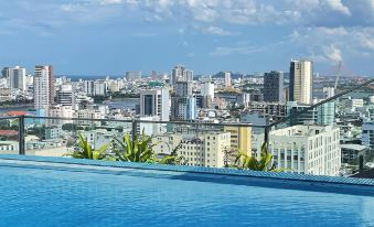 Centre Point Danang Hotel & Residence