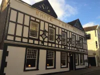 White Hart Inn Hotels in Wells