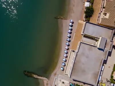 Hotel Rossis Hotels in der Nähe von Kalyviotis, Harbor Perivoli Corfu