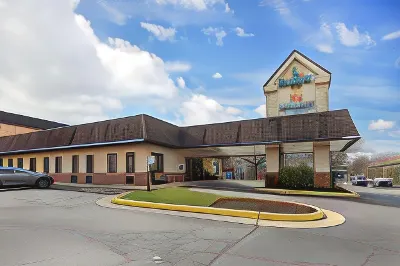 Quality Inn Vienna - Tysons Corner Hotels near Pike 7 Plaza