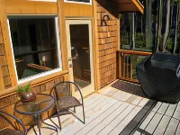 Black Bear Guesthouse