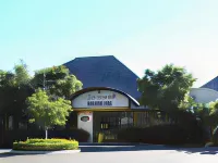 Springwood Motor Inn Hotels in Waterford West