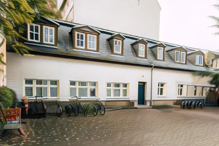 Luga Homes - Chausseehaus Отели рядом с достопримечательностью «Зоопарк Лейпцига»