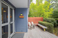 The Claremont Motel Hotels in Martinborough