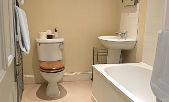 Bridgend Hotel
