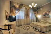 Kadgaron Hotel