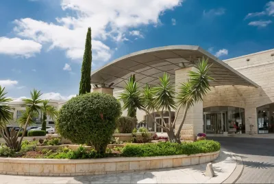 Golden Crown Hotel Hotels near Nazareth Market