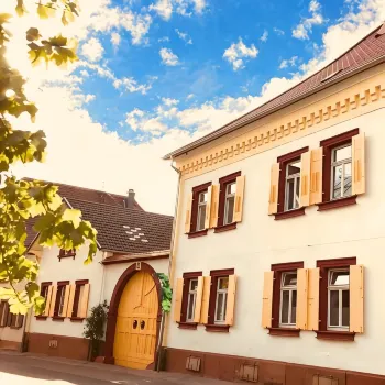 Barocker Hof Rhodt Hotels in der Nähe von Weingut Anselmann