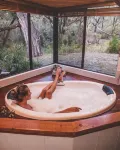 William Bay Cottages - Hot Tub
