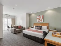 Best Western Geelong Motor Inn  Serviced Apartments Hotels in Geelong