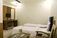 Hotel Apex Inn - 3-Star