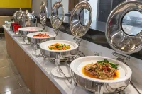 The 7 Business Hotel - พร้อมอาหารเช้า