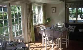 Nutmeg Guest House