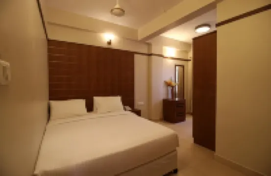 Srivar Hotels Hotels in Thrissur District