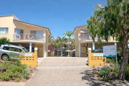 Coolum Beach Getaway Resort Отели в г. Кулум Бич