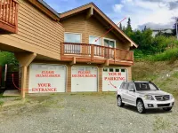 Best Views in Anchorage! Totally Private, Romantic, and Family Friendly Suite! Hotels near Flattop Mountain