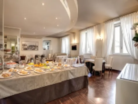 アルベルゴ フィレンツェ コモのホテル