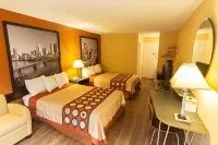 Super 8 by Wyndham Carlisle North Hotels in Middlesex Township