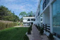 Ocean Blue Hotel - Pet friendly