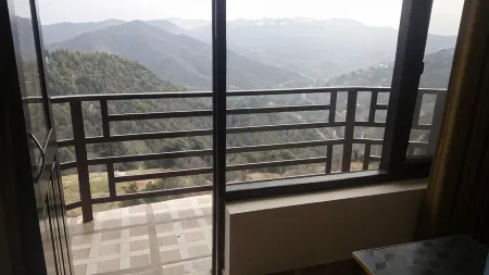 Brahma Kamal Отели в г. Питхорагарх