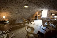 L'Orée des Vignes Hôtels à : Boncourt-le-Bois