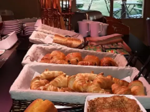 Campanile Thiers Hoteles en Thiers