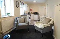 Host & Stay - Clacton Coastal Hideaway