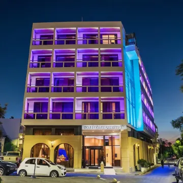 Alexandra Hotel&Apartments