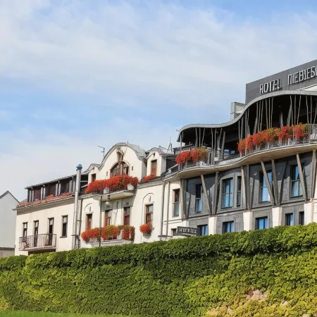 Niebieski Art Hotel & Spa