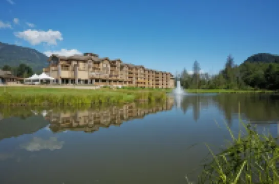 Executive Suites Hotel and Resort - Squamish BC โรงแรมในสควอมิช